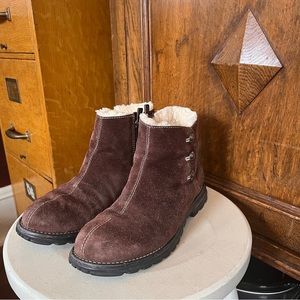 Ugg boots suede fleece lined sz 7